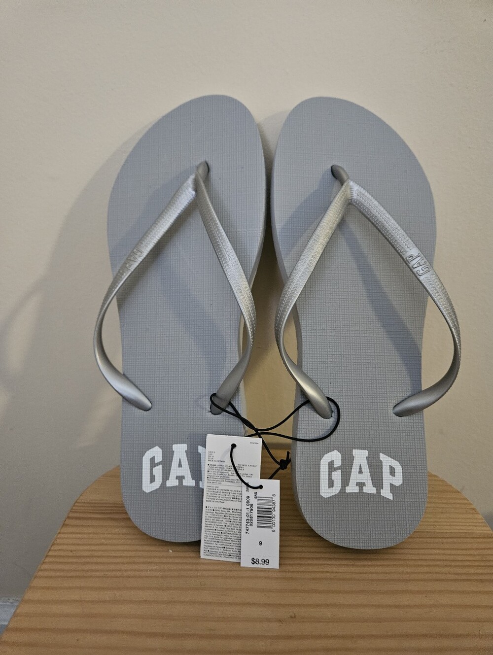 Gap Women's Flip Flops